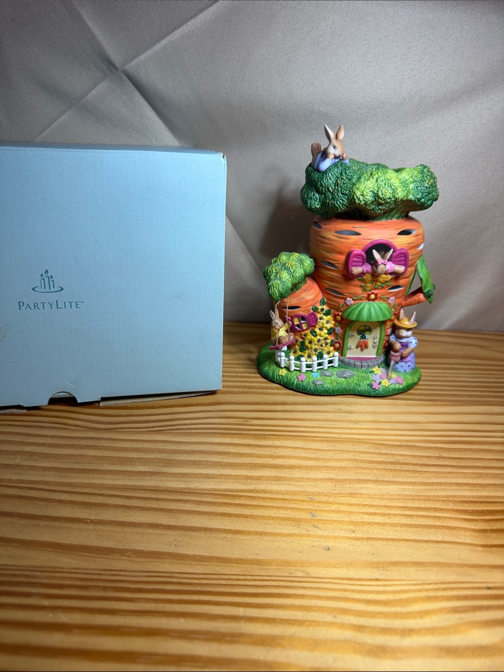 PartyLite Bunny Family Carrot House Tealight Holder P8305 NIB Vintage